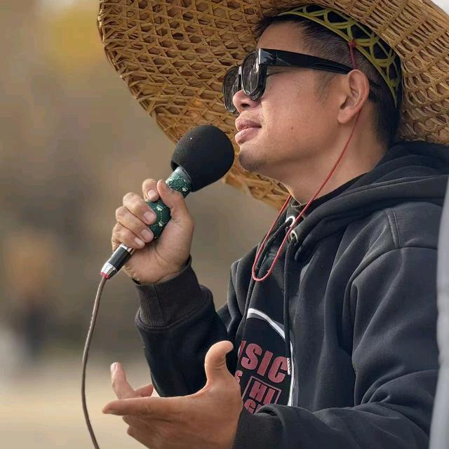 子宁爱唱歌