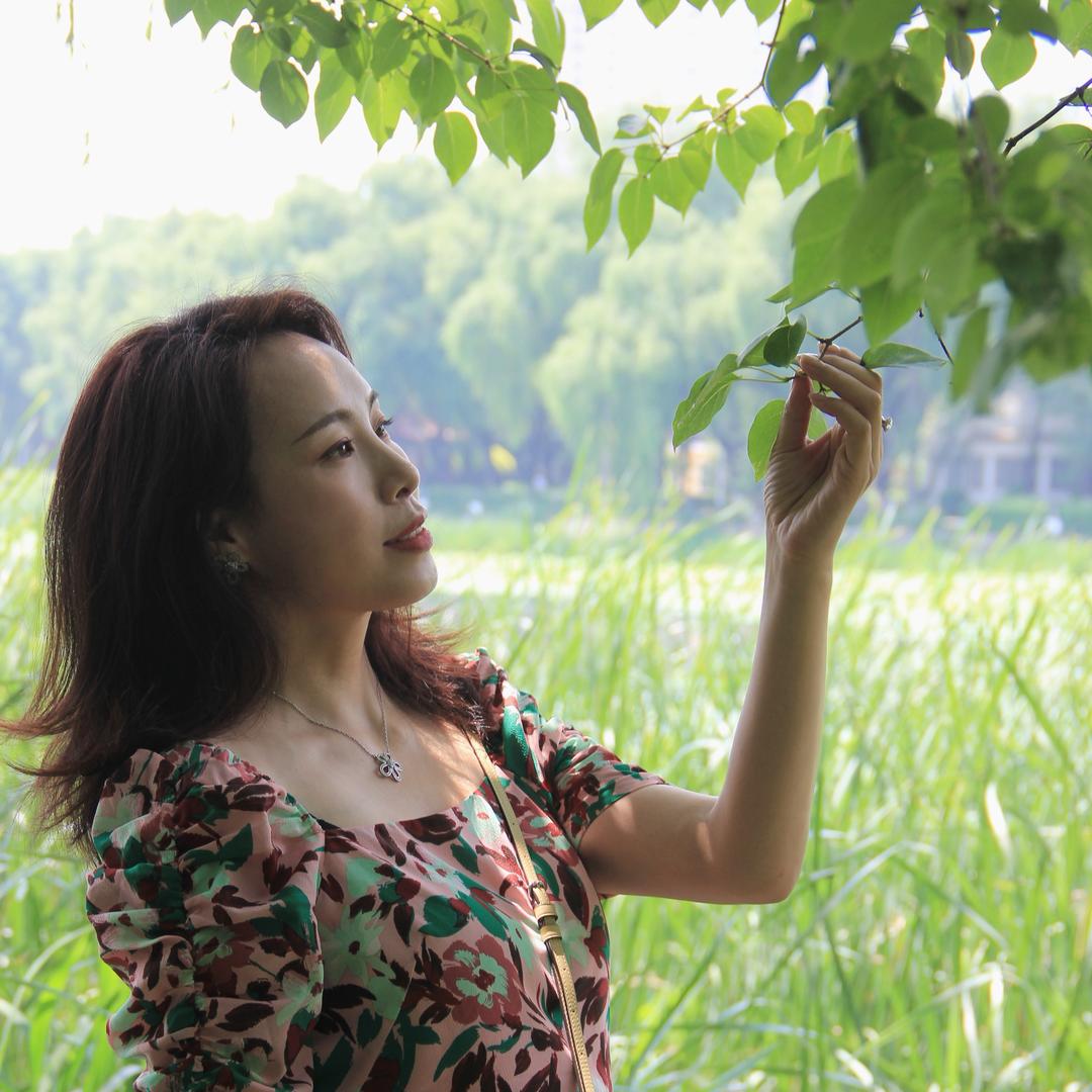 李彬