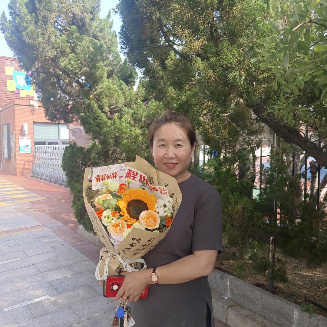任仕达