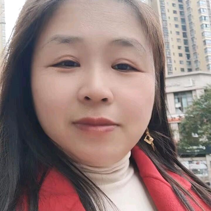 何林琼