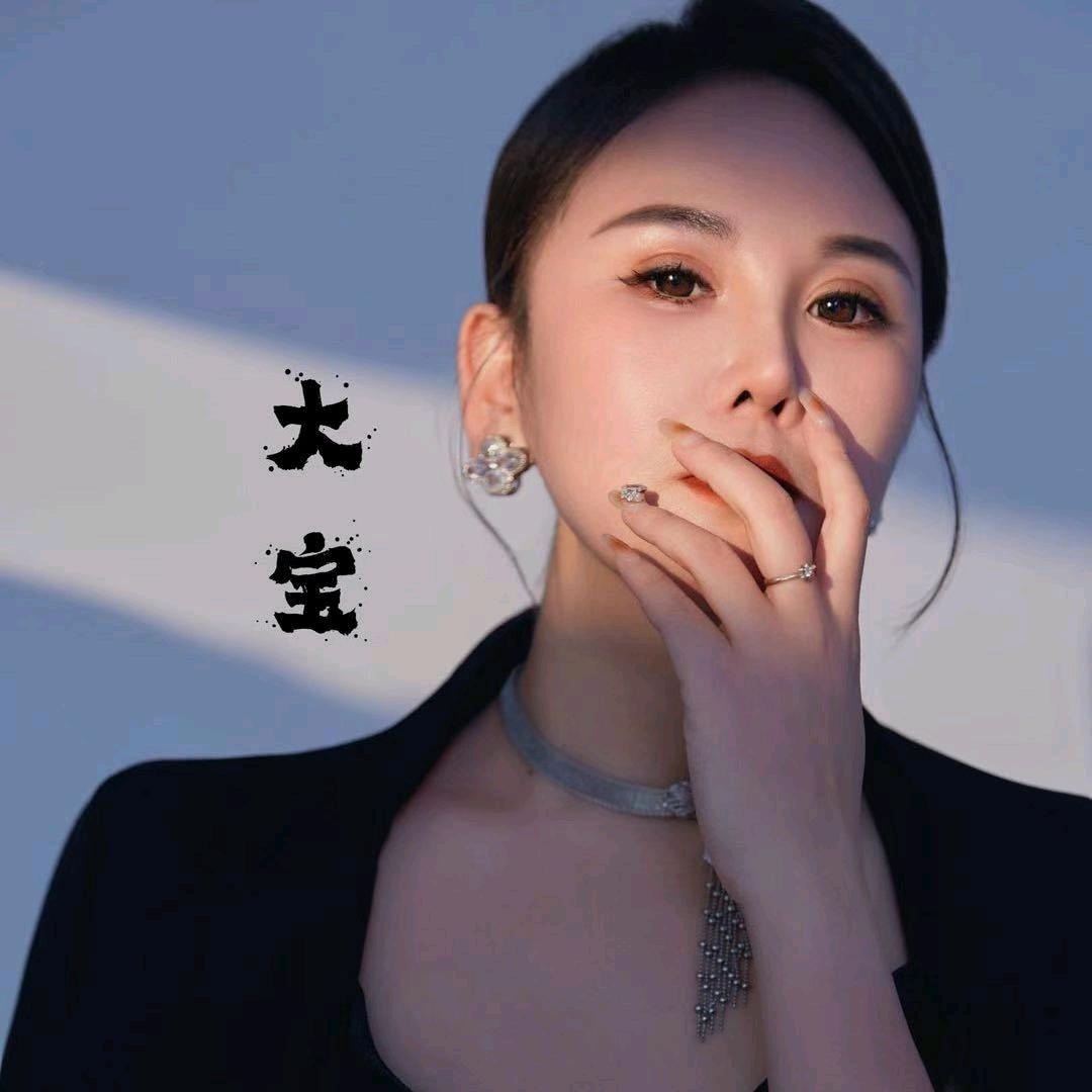 焕彩花漾堂宝儿姐眉型设计