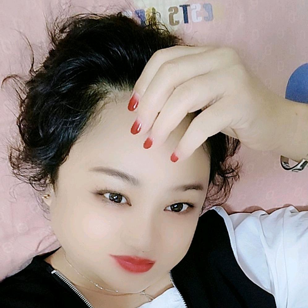 梓彤