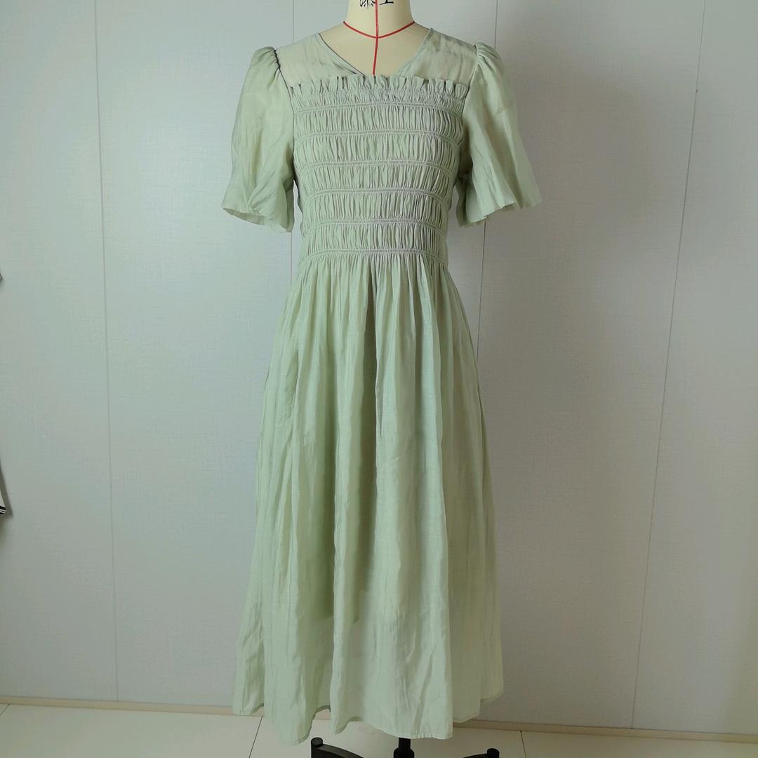 婉琴潮牌闲置服饰