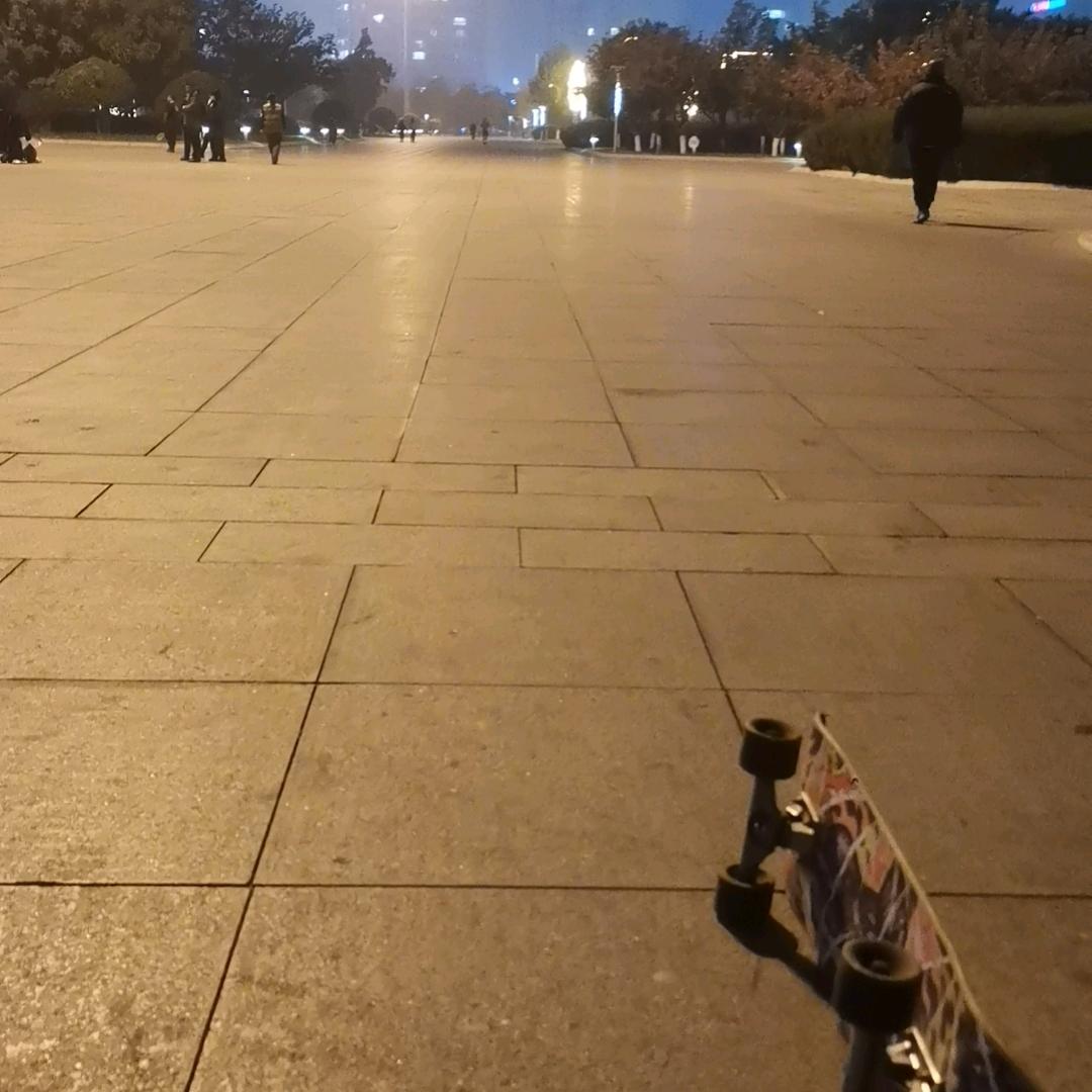 小亮