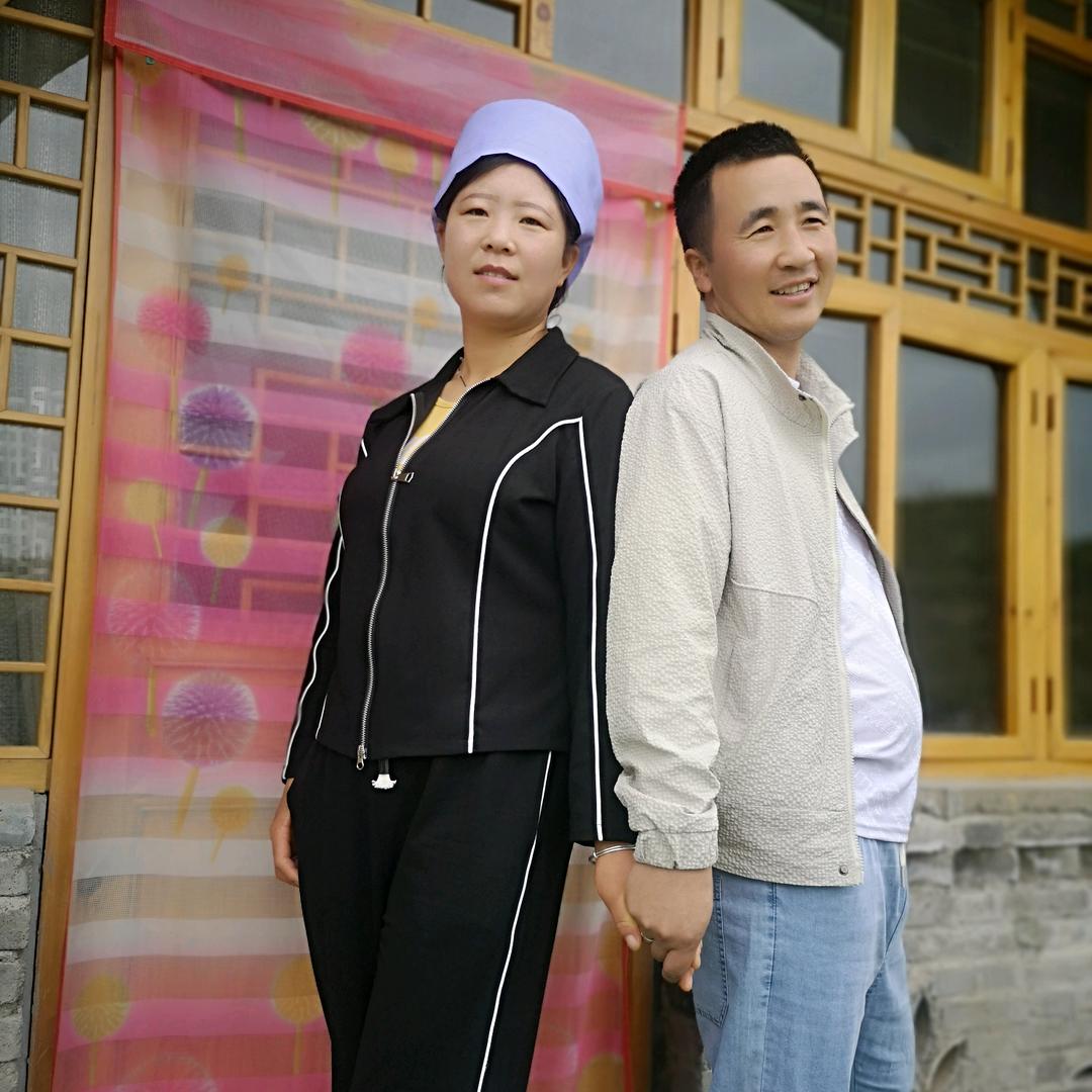 静宁县优努思烤肉餐厅