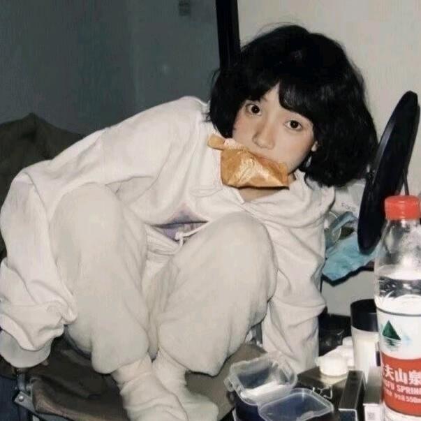 最美母蟑螂