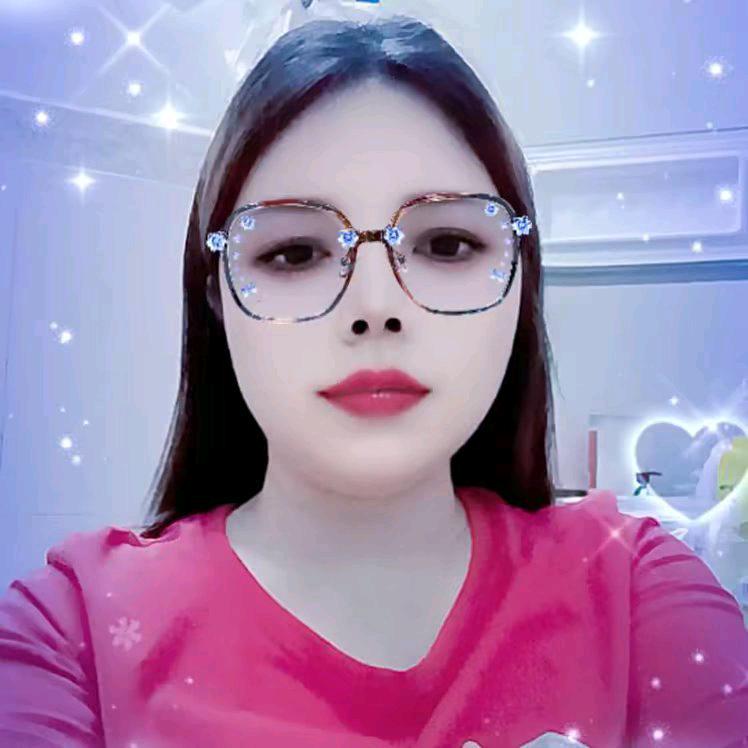 练小英