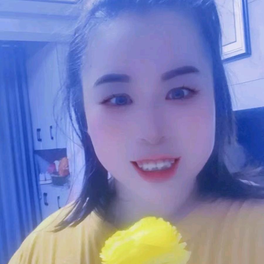 老公不在了母子二人开心快乐每一天