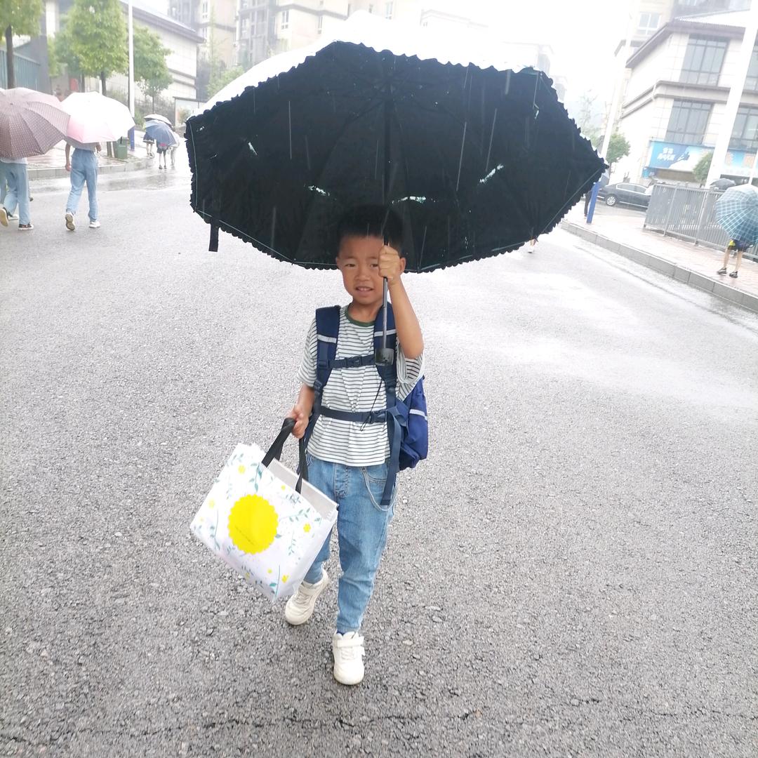 小晏吖.