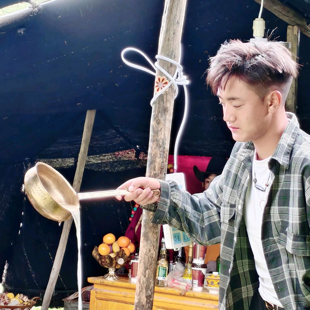 ༄༅ལྡང། ༒ 益西日色࿈