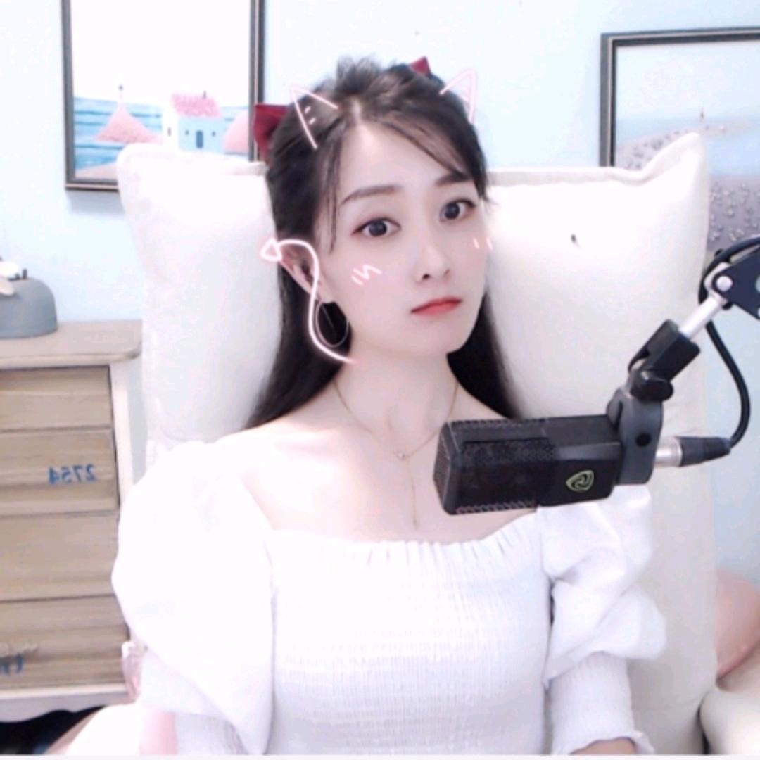 夏于乔🎤七彩