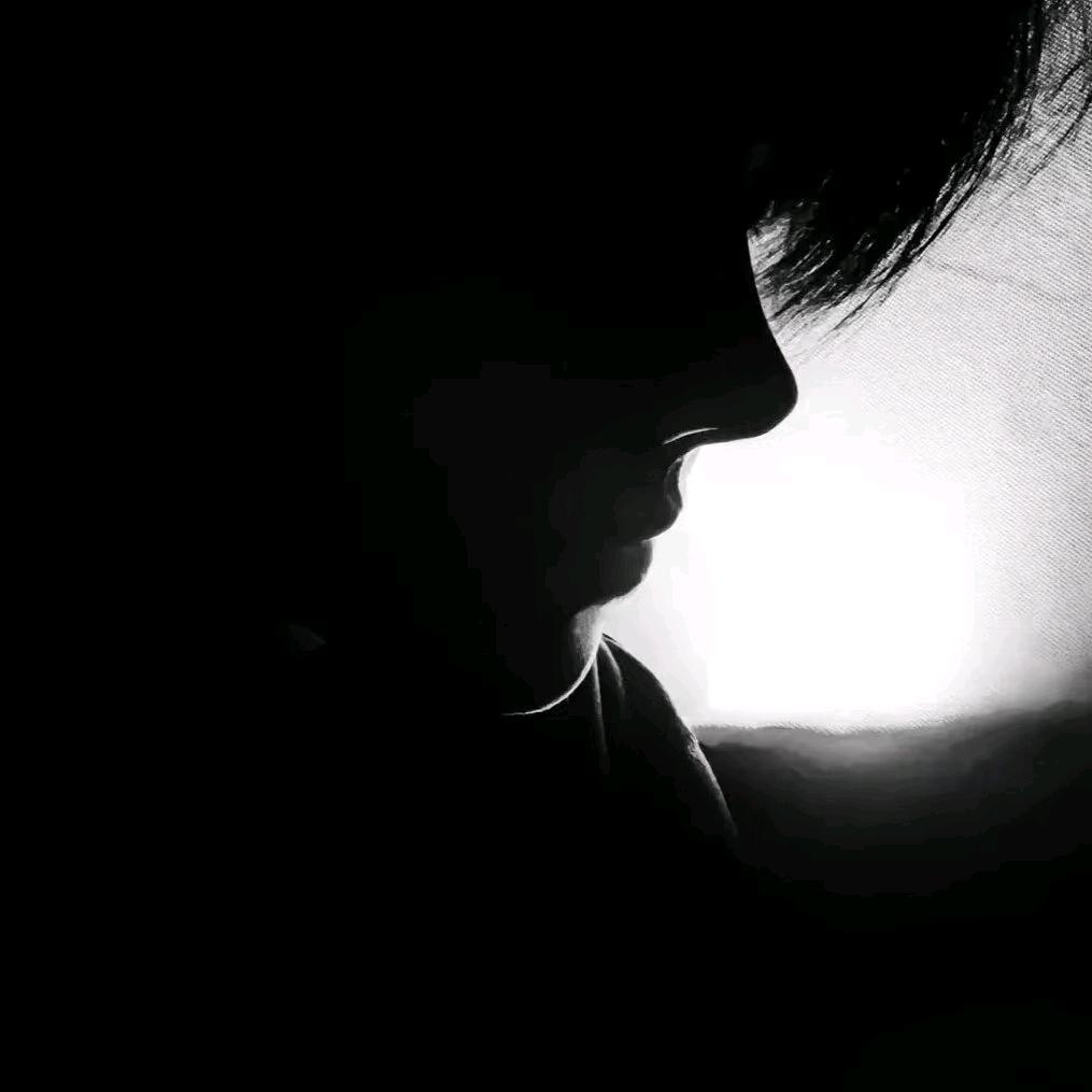 『叫我路西法大人』