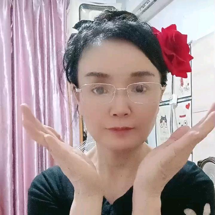 杨笑笑上午11点10分