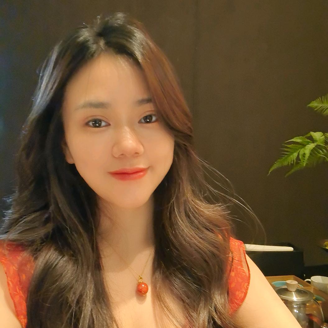 左依依