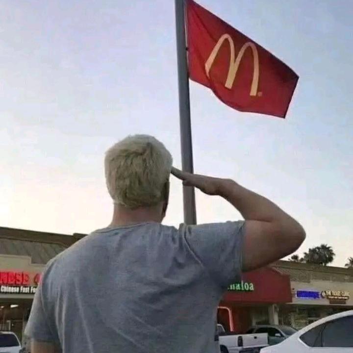 从不飙车邢小屁