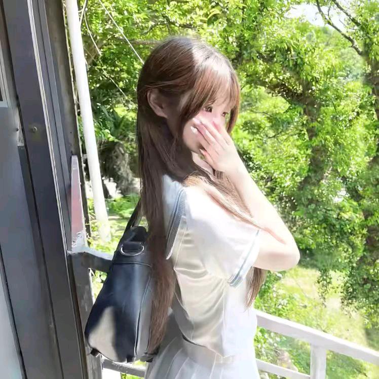 👑沈瑜