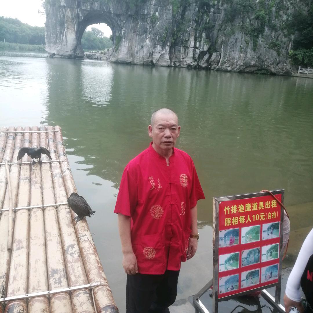 王荣国