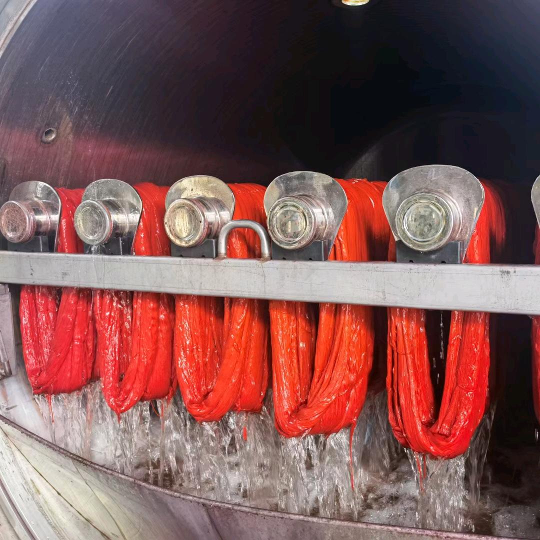 牛大大（染整设备）