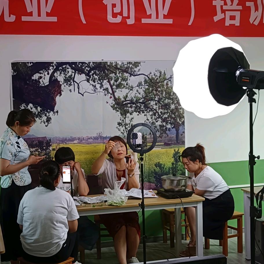 富平方正学校