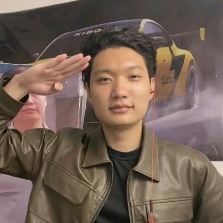雷伦