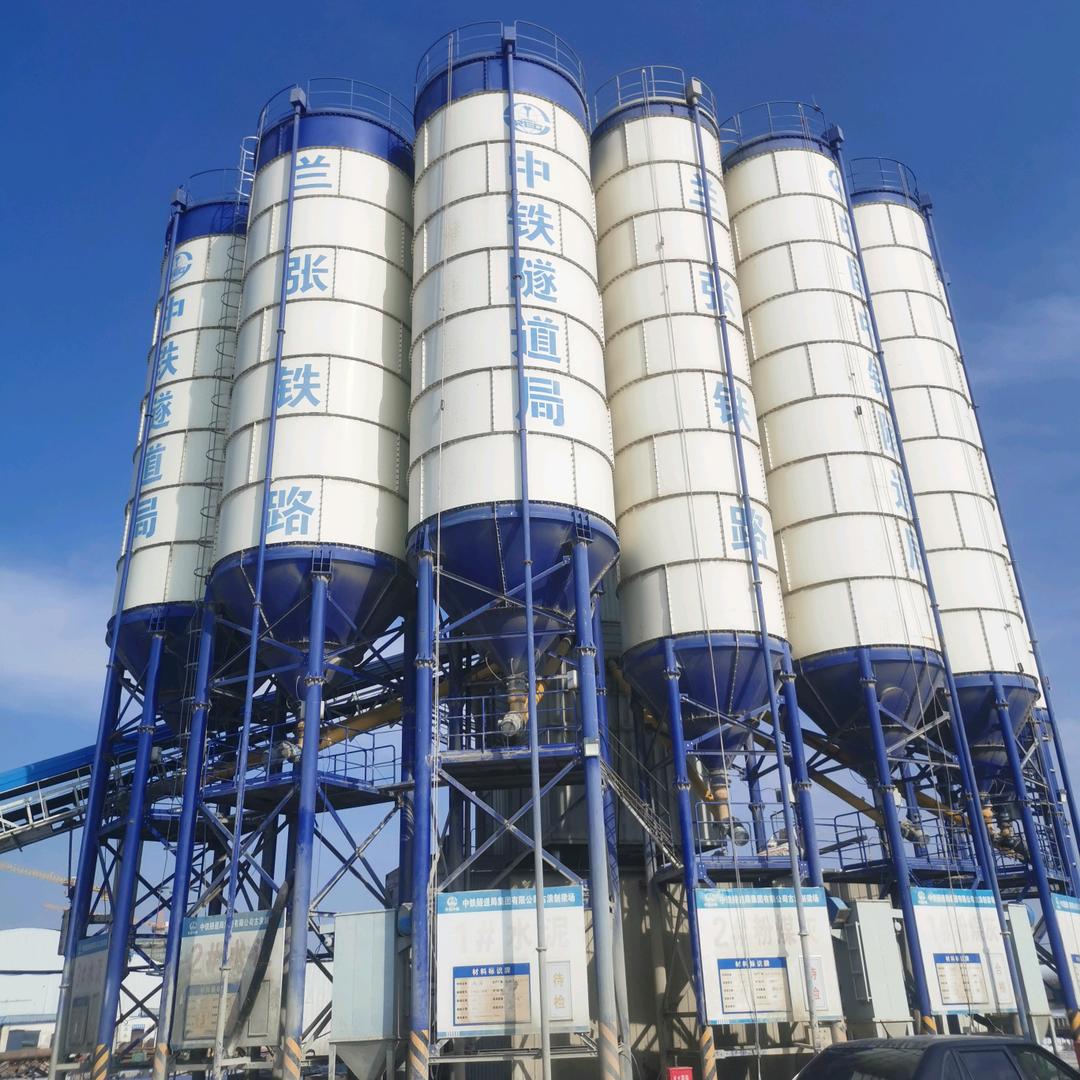 二手水泥罐收售。