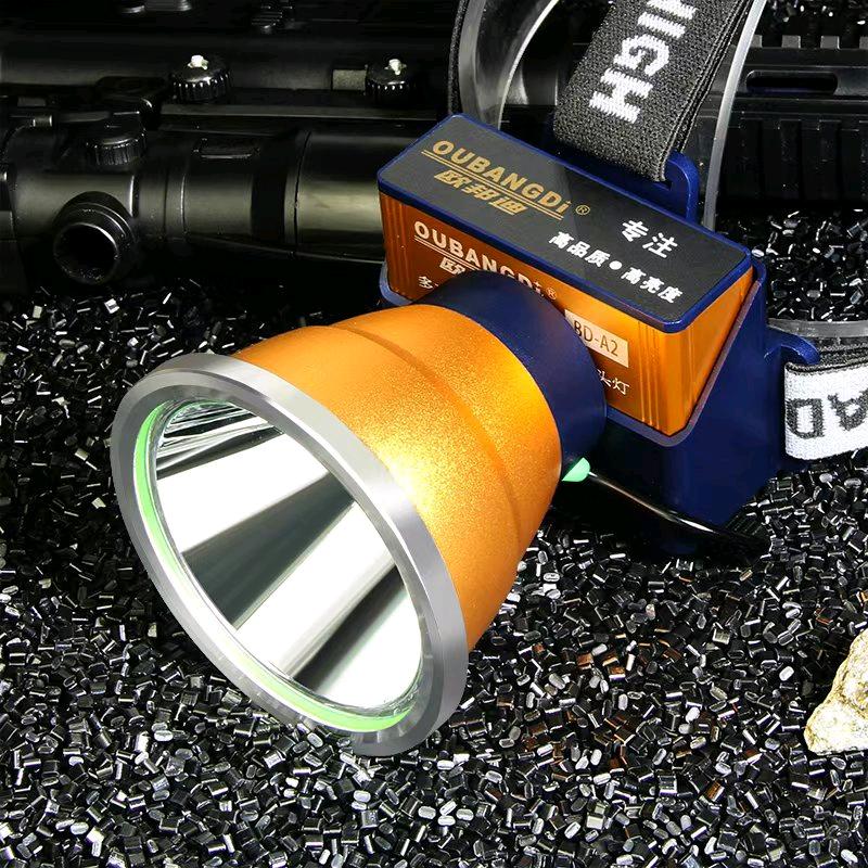 强光头灯手电筒户外照明店