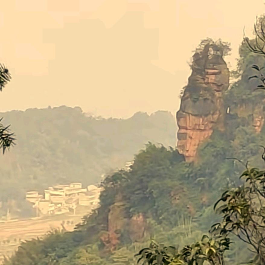 三💋三《大榜上的姑娘》