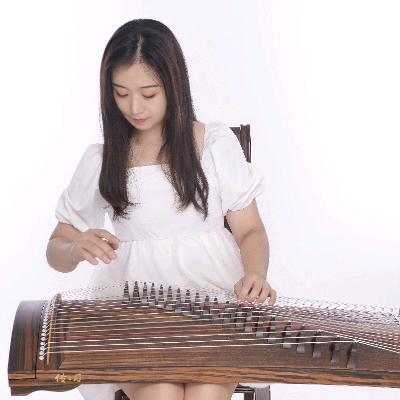 陈轻教古筝