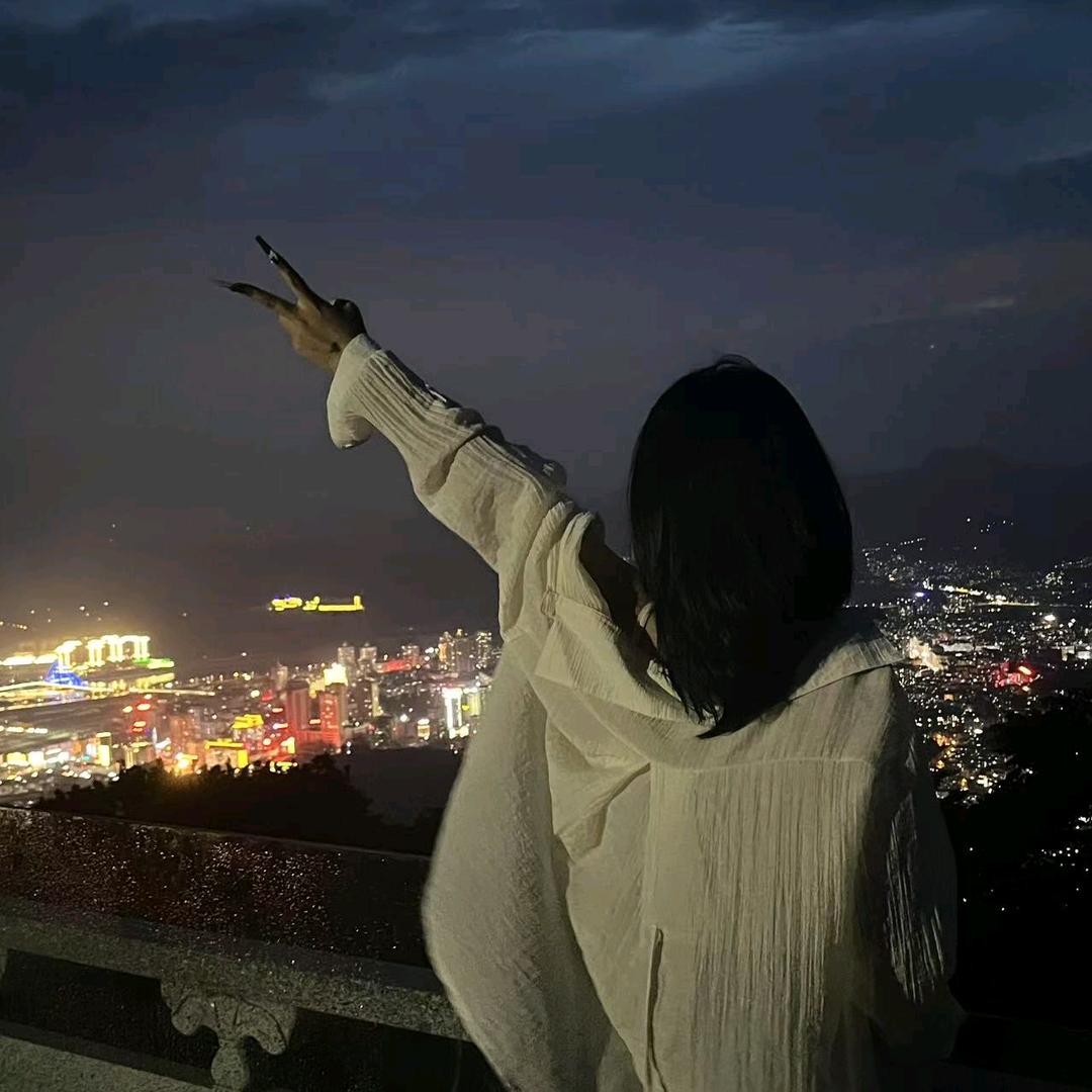 營崽