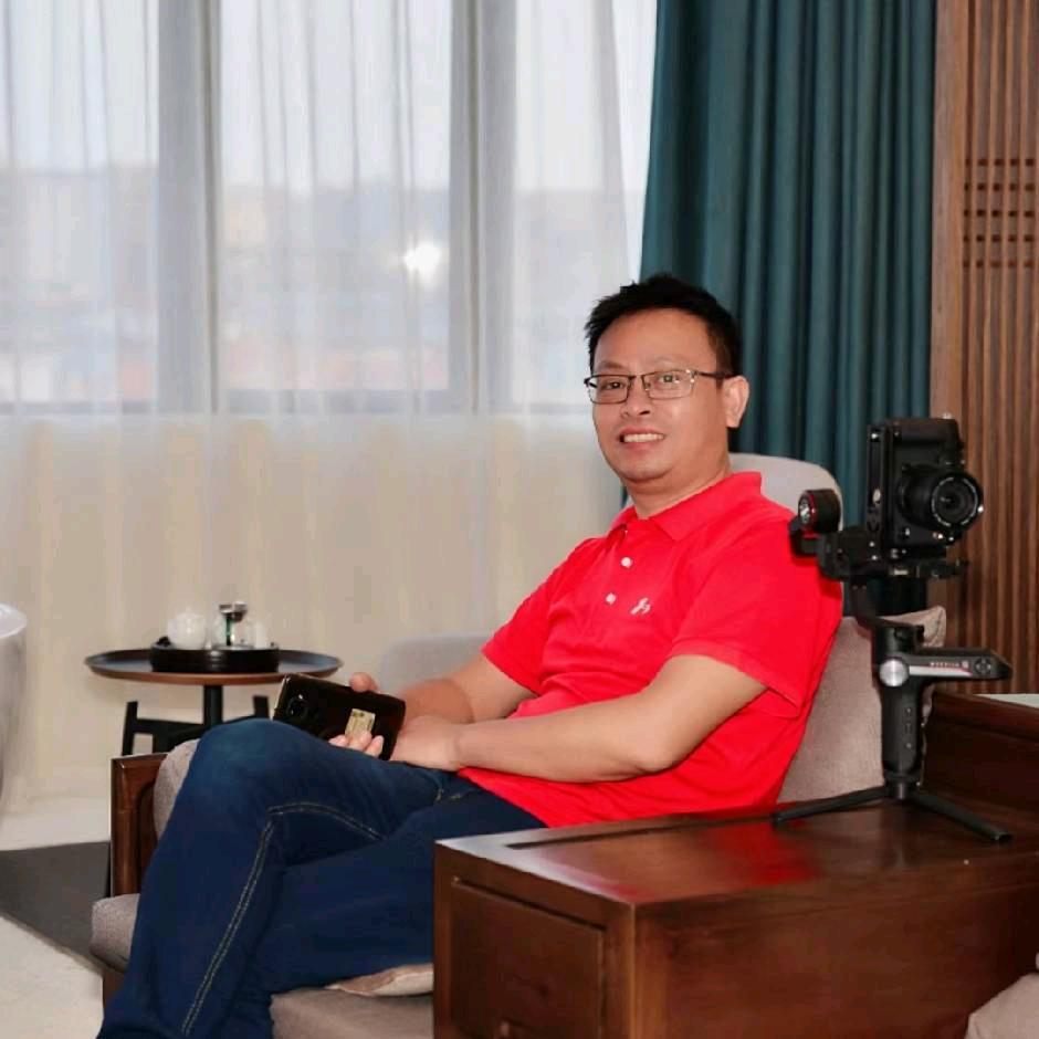 虫二摄影（人像，活动，产品拍摄，可约拍）