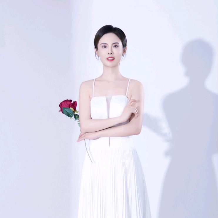 芯芯老师初冬瑜伽普拉提