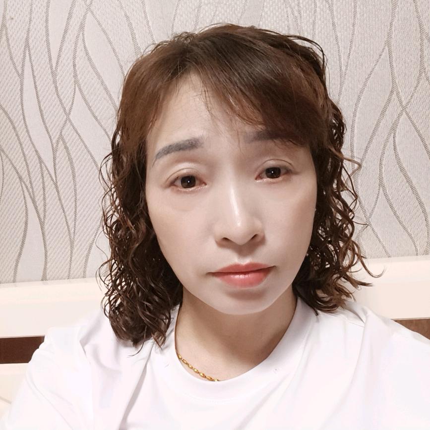 Ⅹy英子