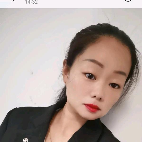 杨妞
