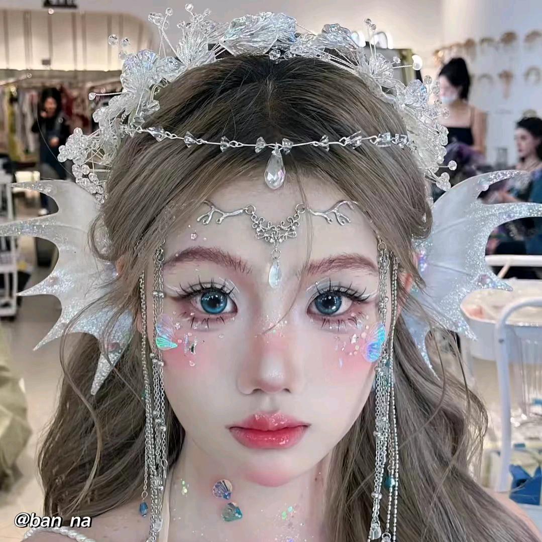 草莓波波，牛奶