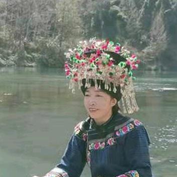 凤凰古城代姐