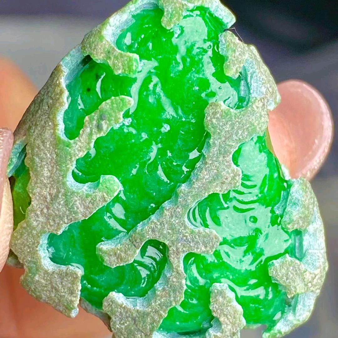 盈利珠宝