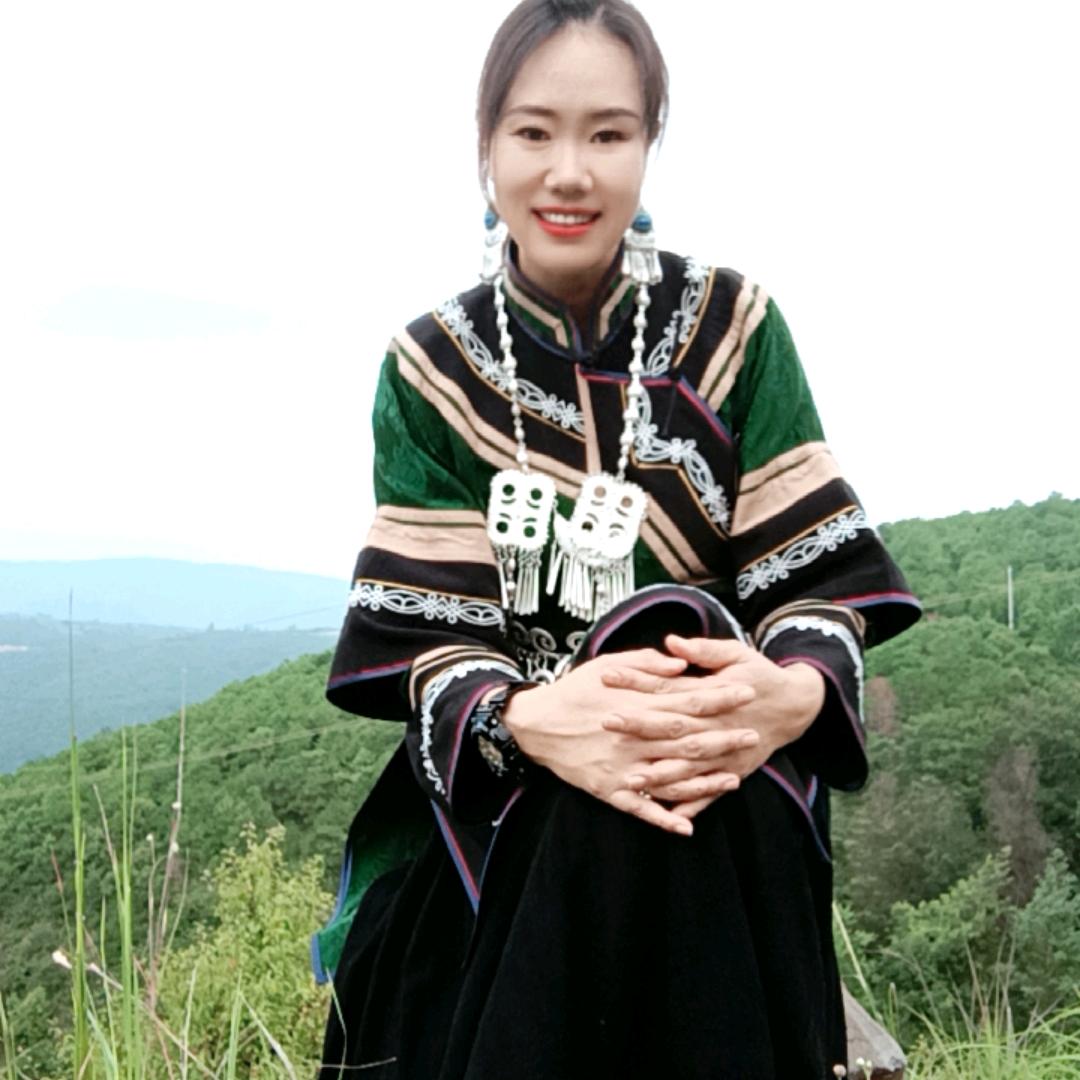 乐意李，李阿姨