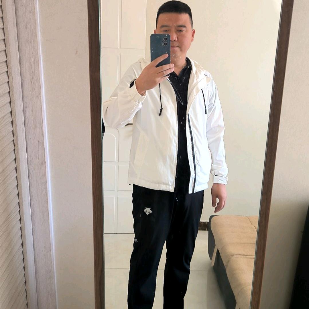 晓伟