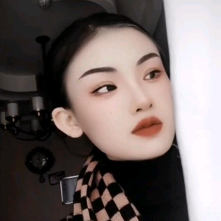 曹灵卿