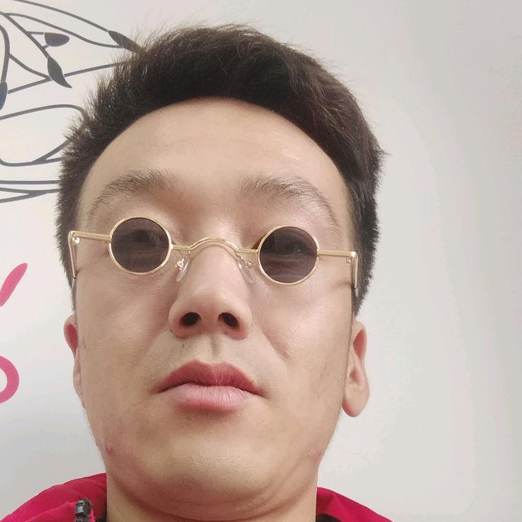 寂寞抽烟行
