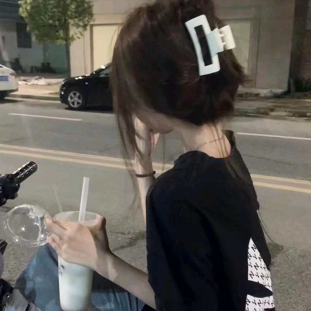 A！😚为了夕阳而飞翔的泡沫