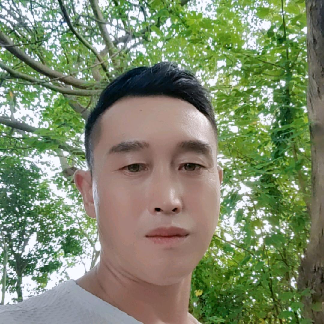 好运哥，晚八点十分开播