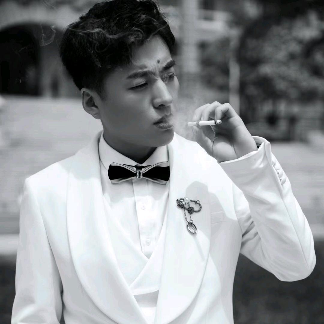 香迷糊大油边地摊烧烤