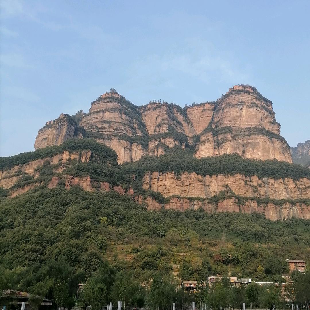 溪梦·翻山悦己