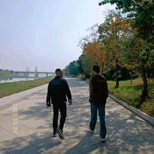 Life's  Good睢红艺