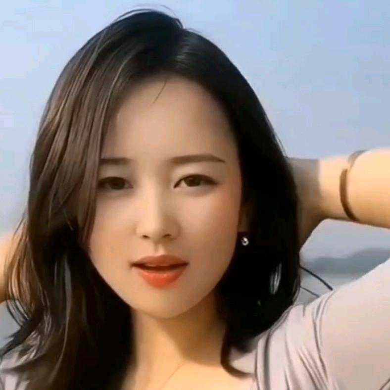 美美女！