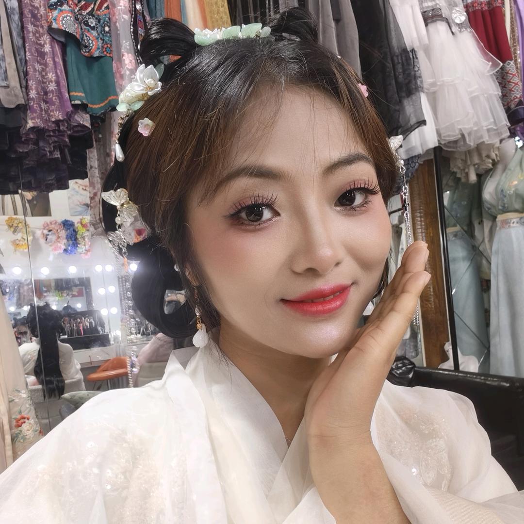♛战战♬笑笑❤️
