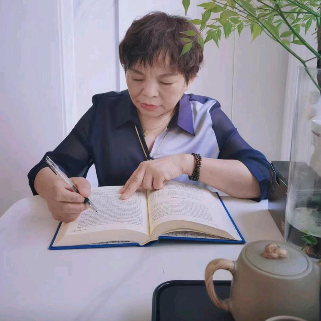 李美谕：起名