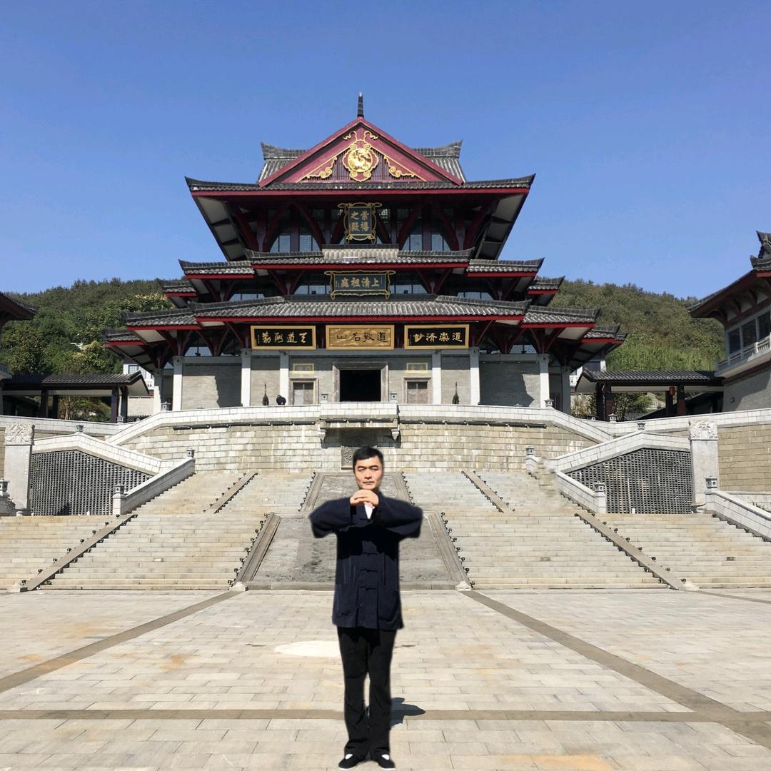国学持亮
