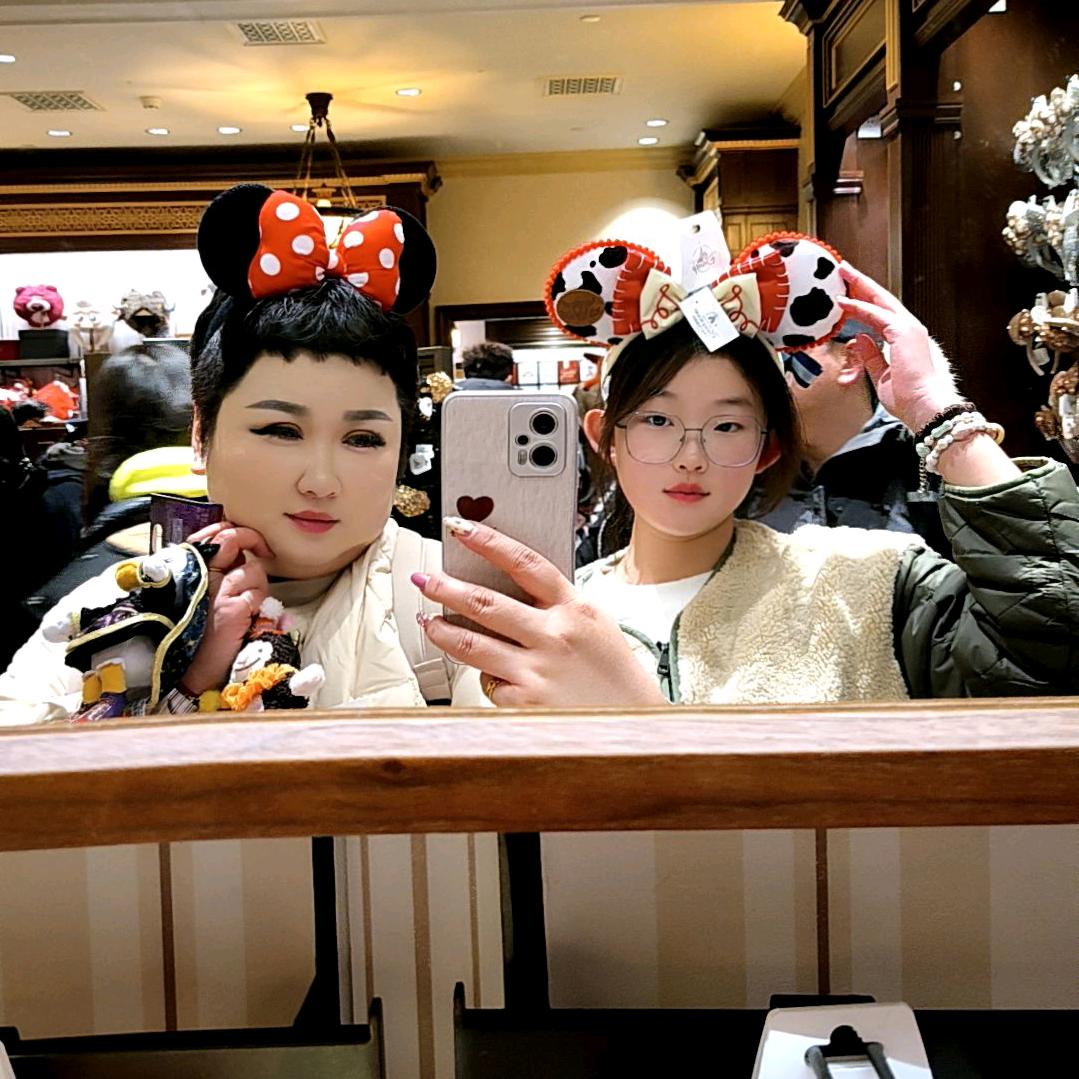 山山而川☞露爷👑
